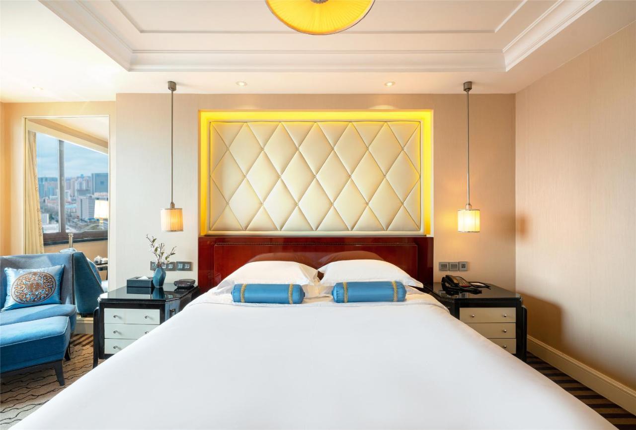 Yun-Zen Jinling World Trade Plaza Hotel Š'-t'ia-čuang Exteriér fotografie